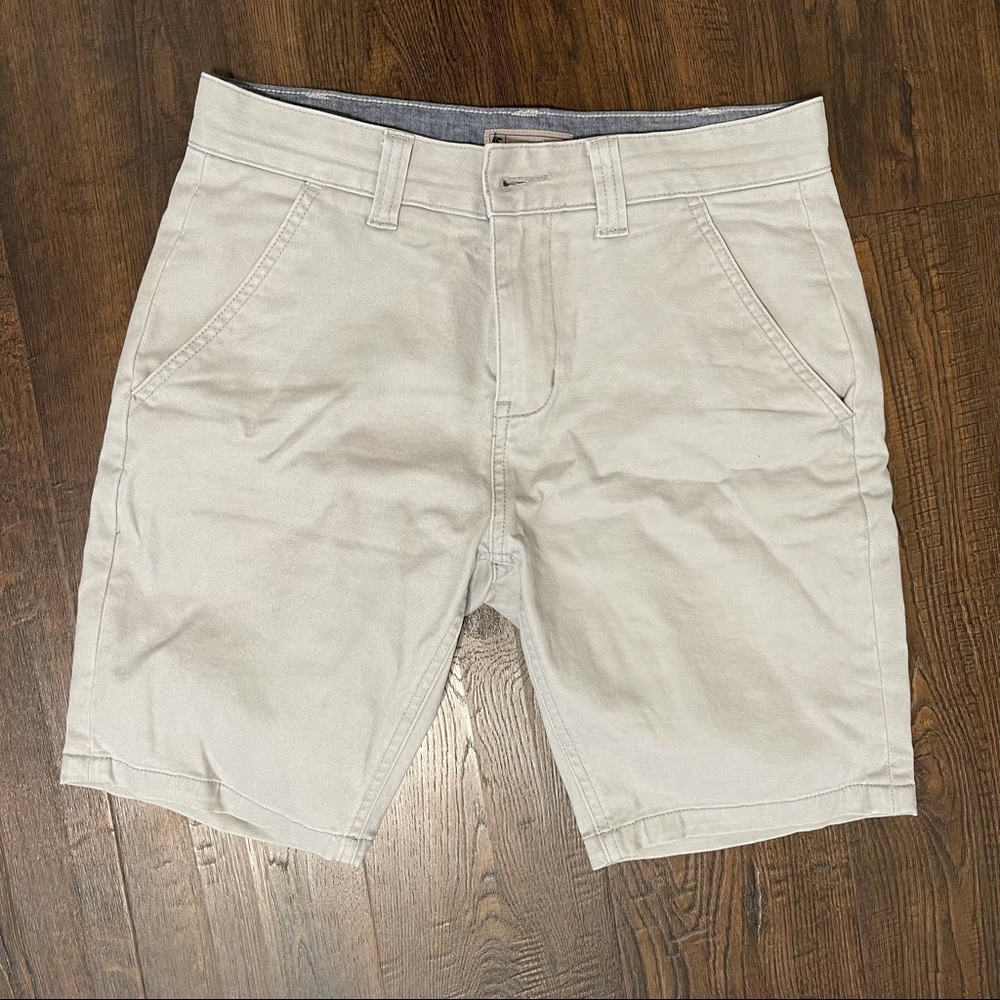 Charles and A Half slim-fit short